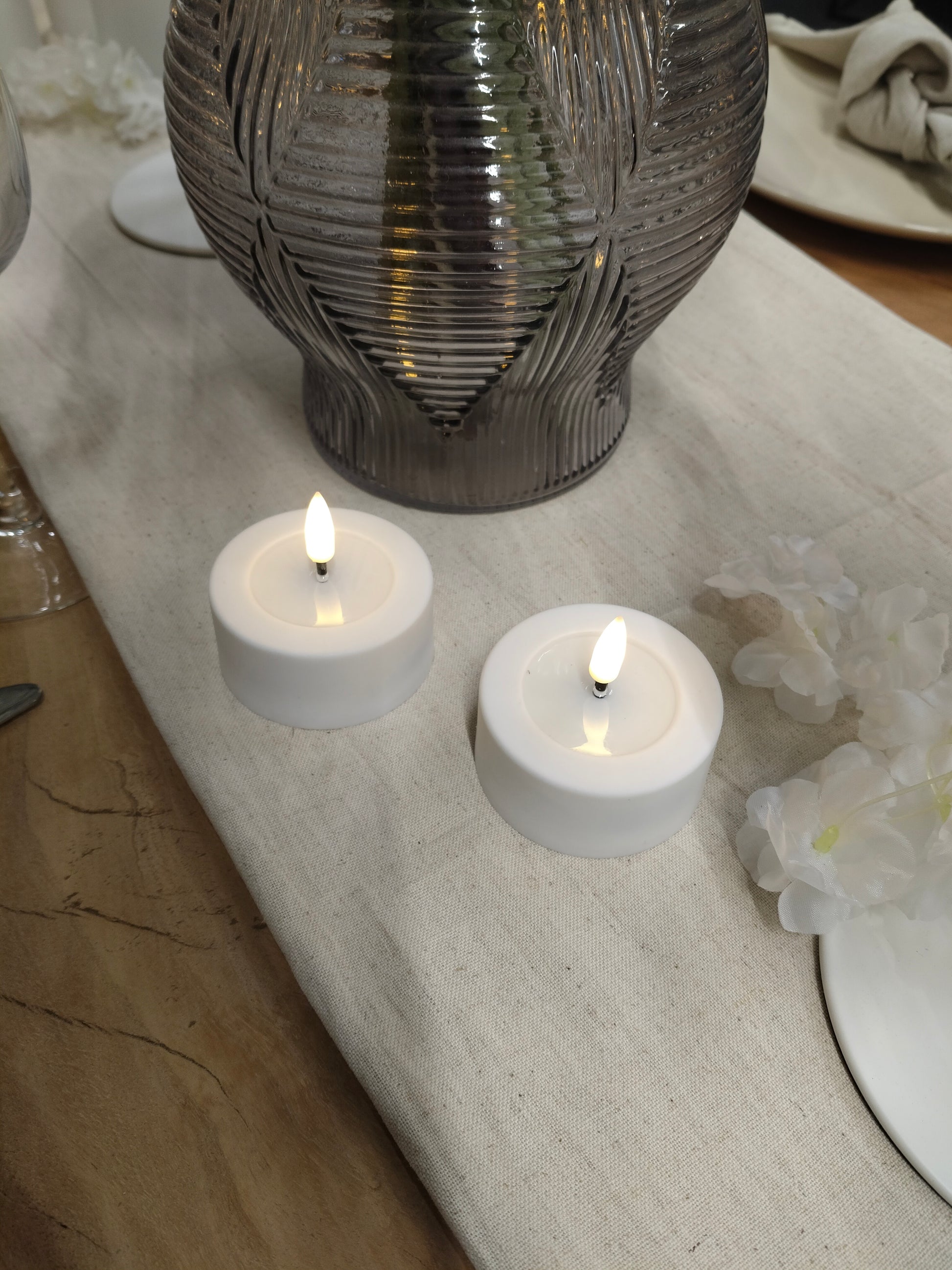 Outdoor LED Theelichtjes 2-pack – Real Flame Tealights van Deluxe Homeart