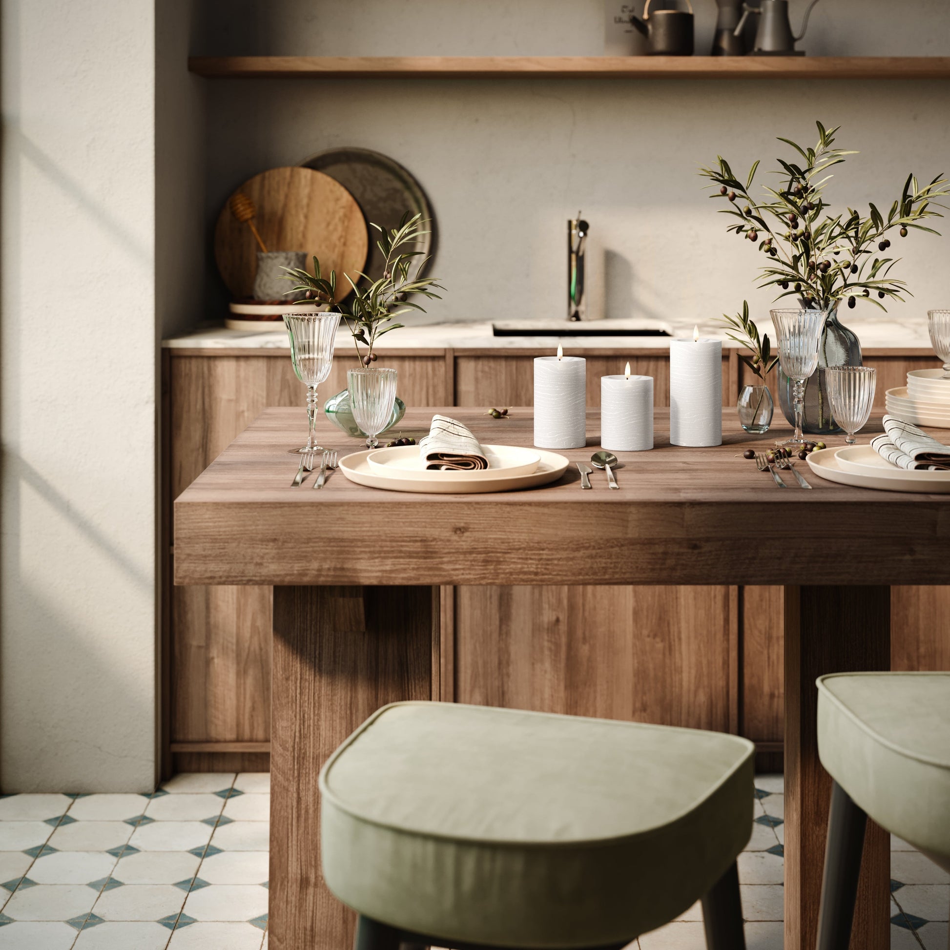 3er-Set LED Stumpenkerzen innen – Weiß mit Fernbedienung & realistischer 3D-Flamme - Nordicflame-de