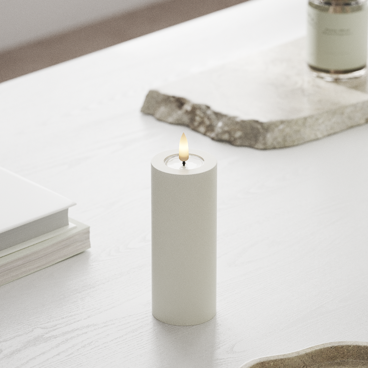 LED-Kerze D5 x 12,5 cm - Deluxe Echtwachs - Realistische 3D Flamme - Nordicflame-de